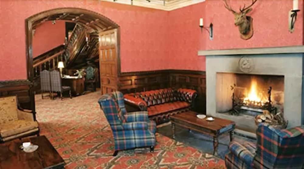 Tulloch Castle Hotel 'A Bespoke Hotel' Dingwall Interiør billede